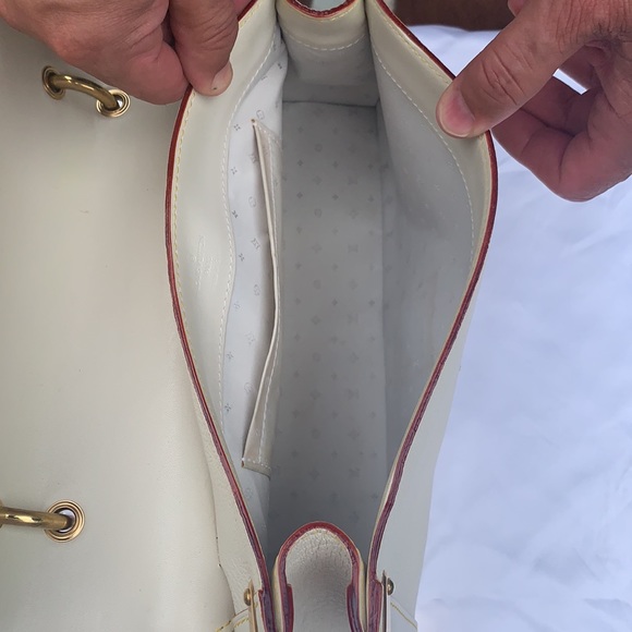 Authentic Preowned Louis Vuitton  lshoulder Bag - Picture 13 of 15